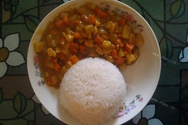 咖喱鸡肉饭