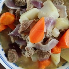 胡萝卜土豆炖羊肉