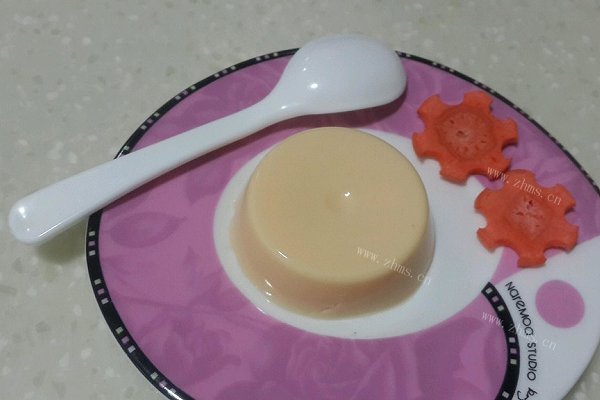自制牛奶布丁