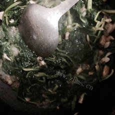 美味蛤蜊菠菜