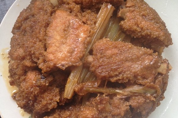 家常粉蒸排骨