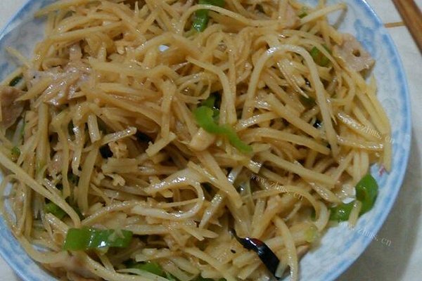 家常青椒土豆丝