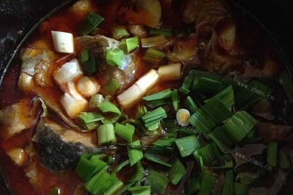 美味碳锅鱼