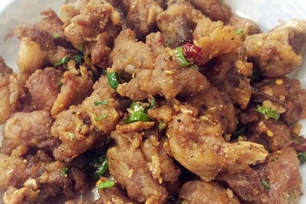 美味蒜香排骨
