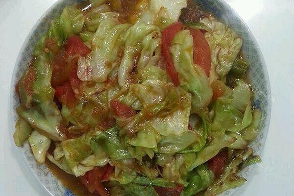 西红柿手撕包菜