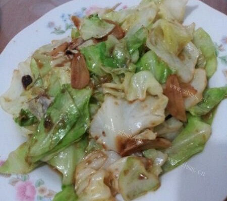 清新炒甘蓝菜