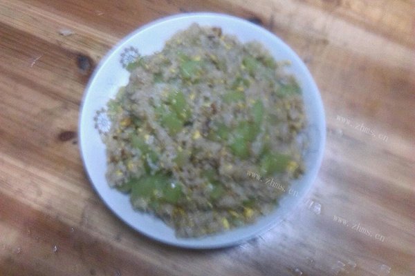 自作黄瓜蛋炒饭
