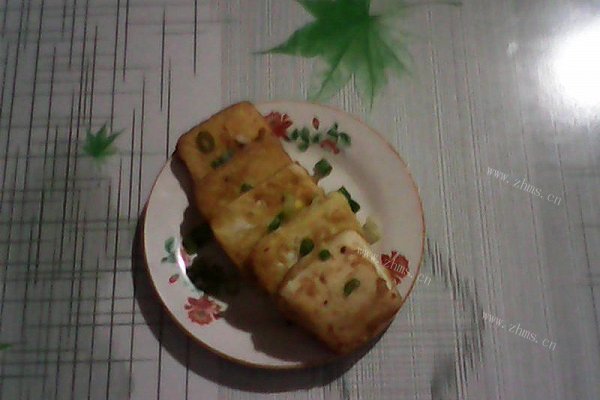 营养早餐鸡蛋馒头片