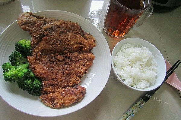 家常炸鸡排饭