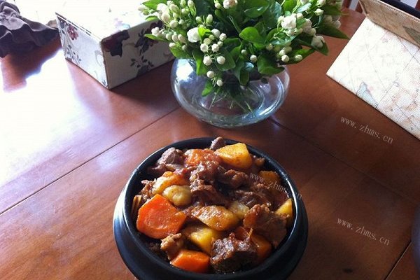 泰式红咖哩牛肉