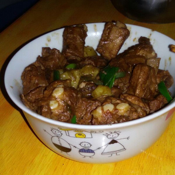 一个人的红烧排骨