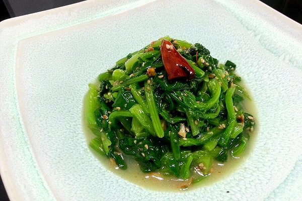 家常蒜香菠菜