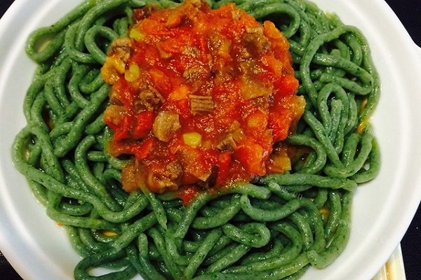 美味番茄肉酱菠菜面