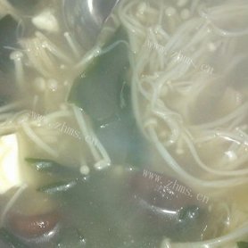 浓汤宝试用-菌菇豆腐汤