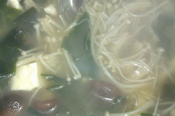 浓汤宝试用-菌菇豆腐汤