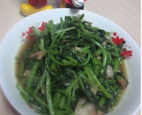 下饭的茼蒿炒肉