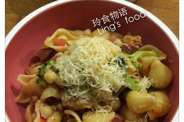 吞拿鱼贝壳意粉