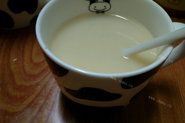 自制茉香奶绿――简单美味