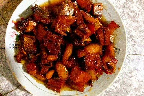 咸鱼烧肉