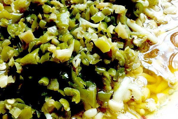 家常剁椒蒸金针菇