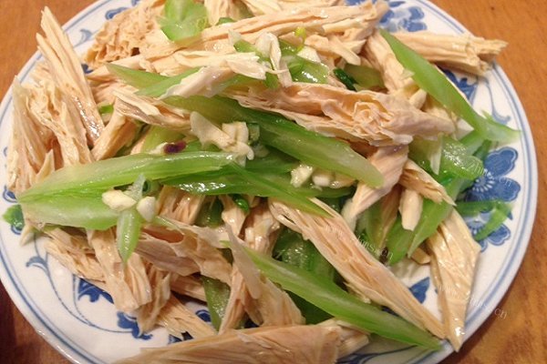 家常拌腐竹