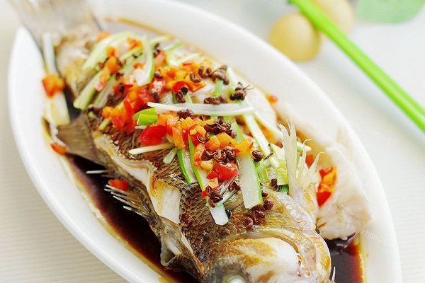 清蒸鲈鱼