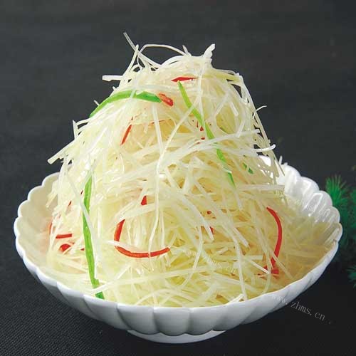 清香的清炒土豆丝 