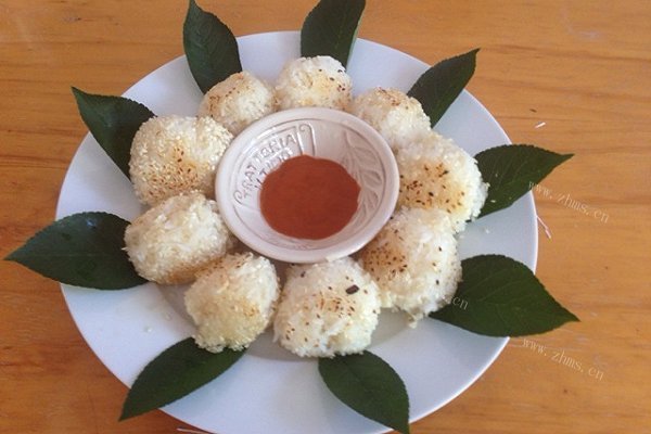 自制炸芝麻饭团