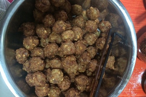 口蘑洋葱肉丸