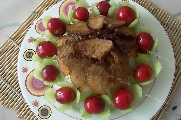 樱桃青瓜蜜汁烤肉饭
