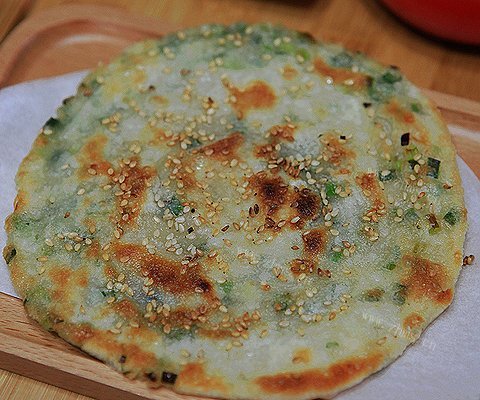 家常芝麻葱油饼