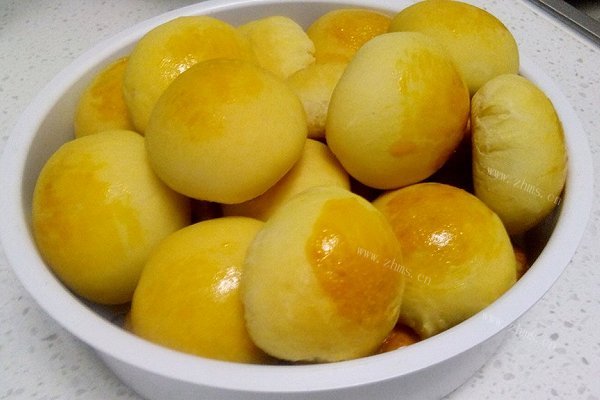 家庭版奶香豆沙小面包