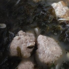 紫菜虾皮丸子汤