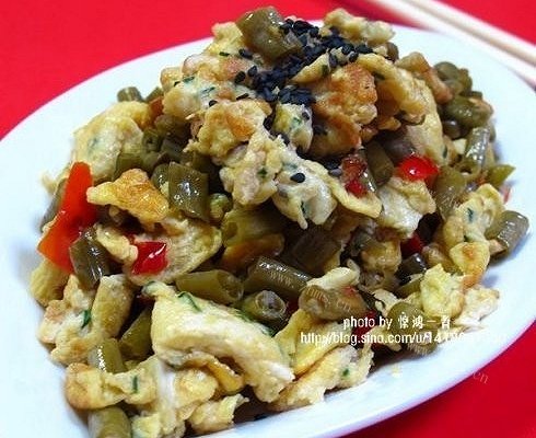 剁椒酸豆角炒鸡蛋
