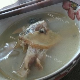简朴浓郁鱼头汤