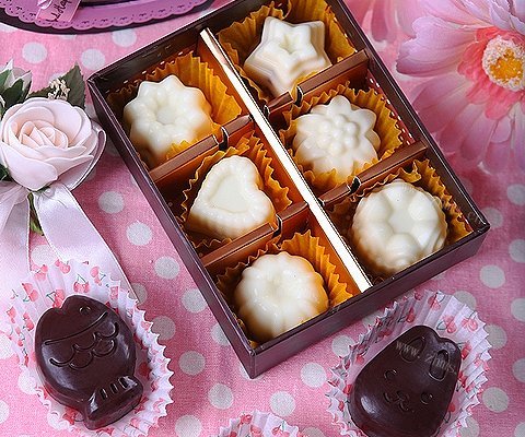 DIY杏仁巧克力