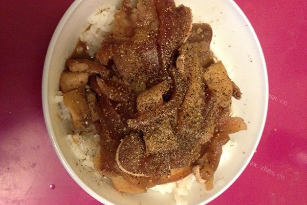 黑椒牛舌饭