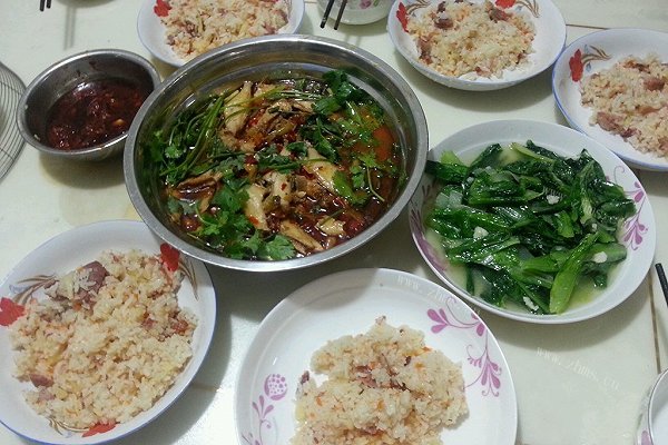 卤肉手抓饭