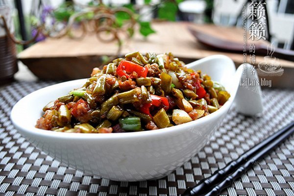 酸豆角炒肉末