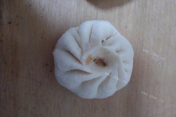 蒸包子
