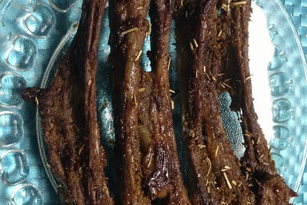 迷迭香红酒烤羊排
