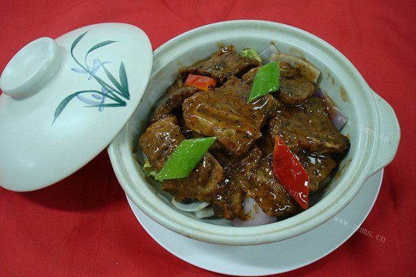 黑椒牛仔骨