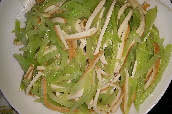 香干莴笋丝