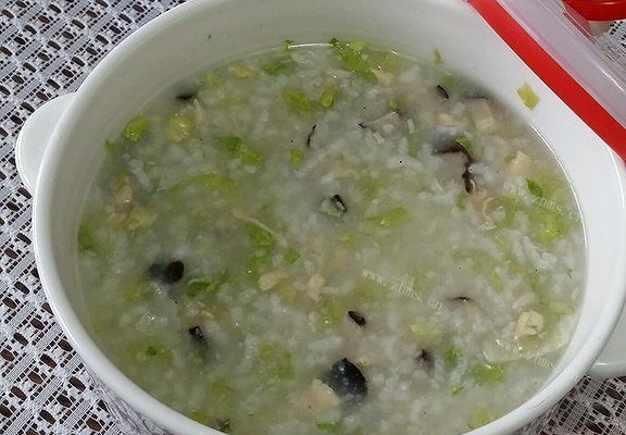 家常香菇鸡肉生菜粥