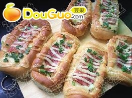 美味的香葱培根面包