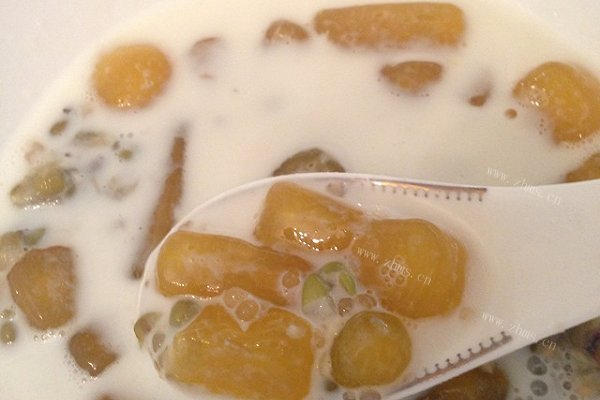 牛奶芋圆西米露