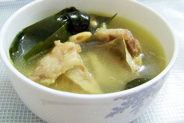 营养的冬瓜海带排骨汤