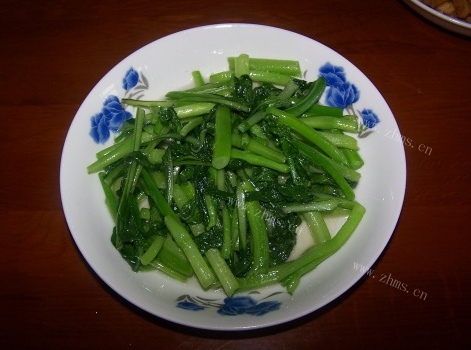 茼蒿煮肉片
