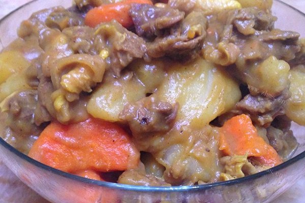 家常菜咖喱牛肉