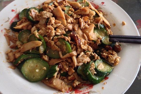 丝瓜杏鲍菇炒鸡蛋